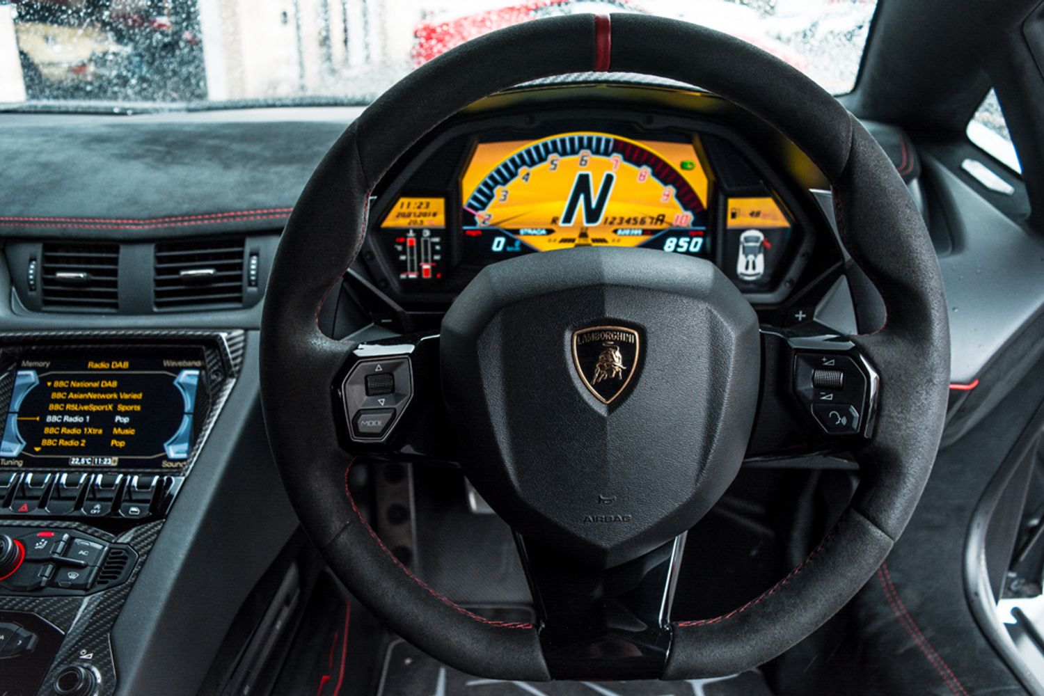 LAMBORGHINI AVENTADOR CONVERTIBLE 6.5 LP 750-4 SUPERVELOCE ROADSTER 2DR SEMI AUTOMATIC