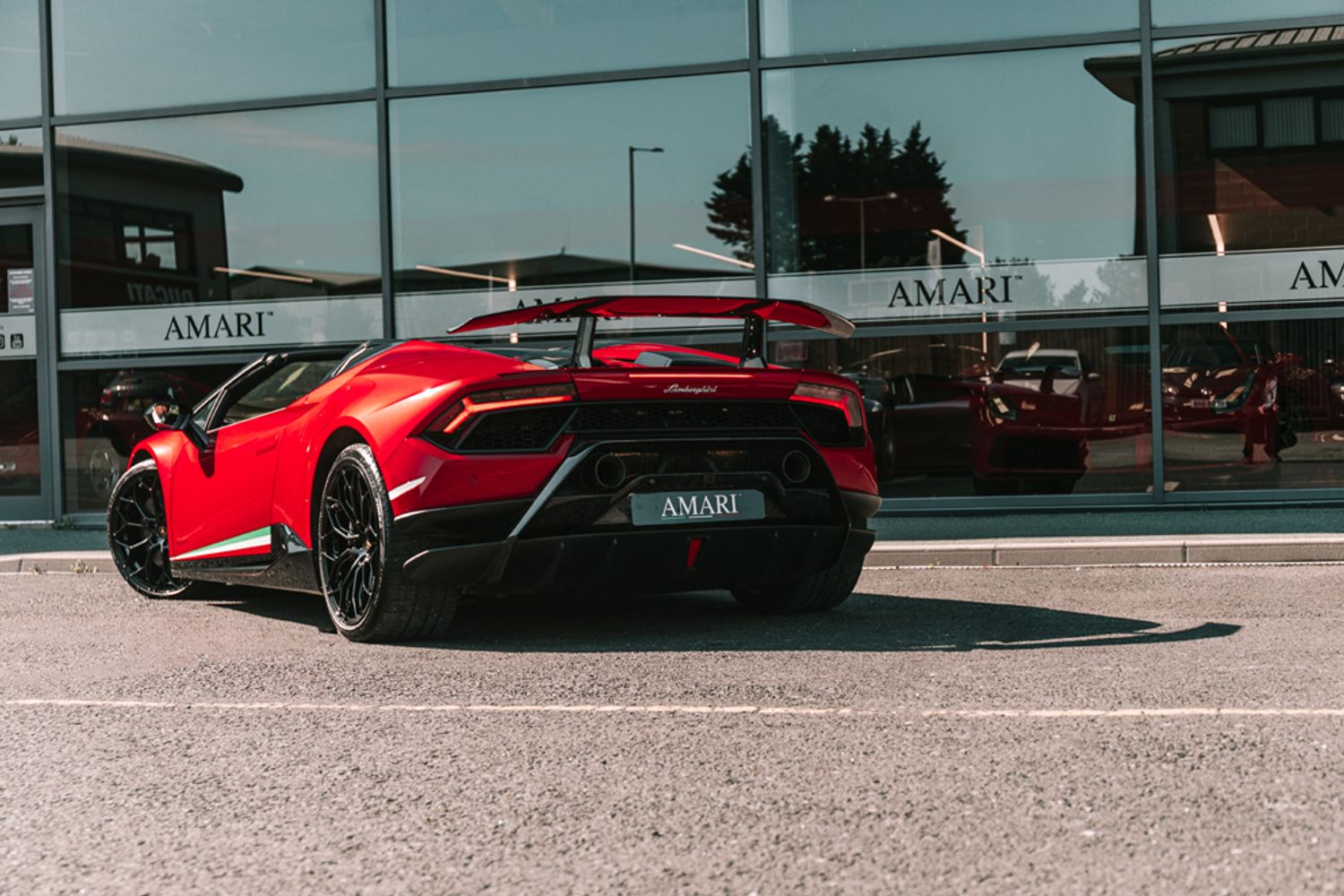 LAMBORGHINI HURACAN CONVERTIBLE 5.2 LP 640-4 PERFORMANTE SPYDER 2DR SEMI AUTOMATIC