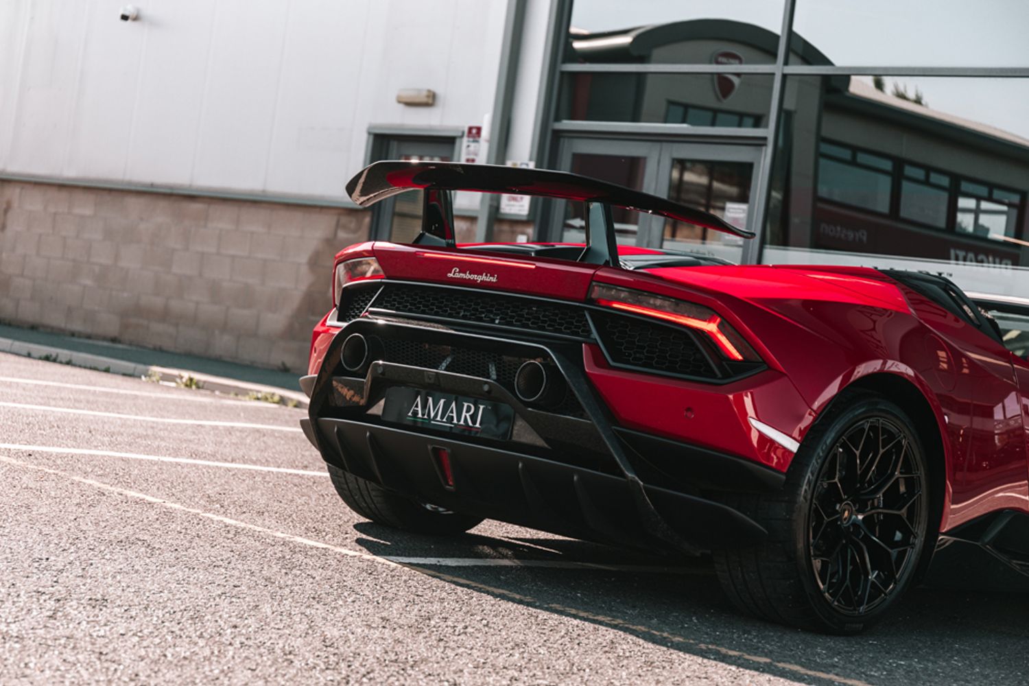 LAMBORGHINI HURACAN CONVERTIBLE 5.2 LP 640-4 PERFORMANTE SPYDER 2DR SEMI AUTOMATIC