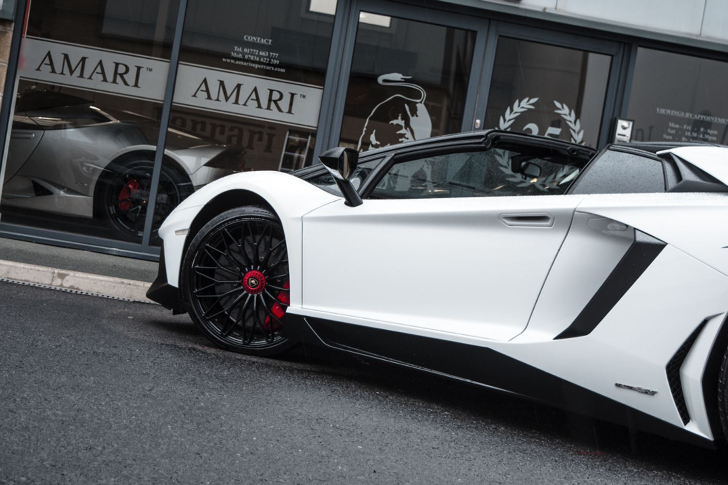 LAMBORGHINI AVENTADOR CONVERTIBLE 6.5 LP 750-4 SUPERVELOCE ROADSTER 2DR SEMI AUTOMATIC