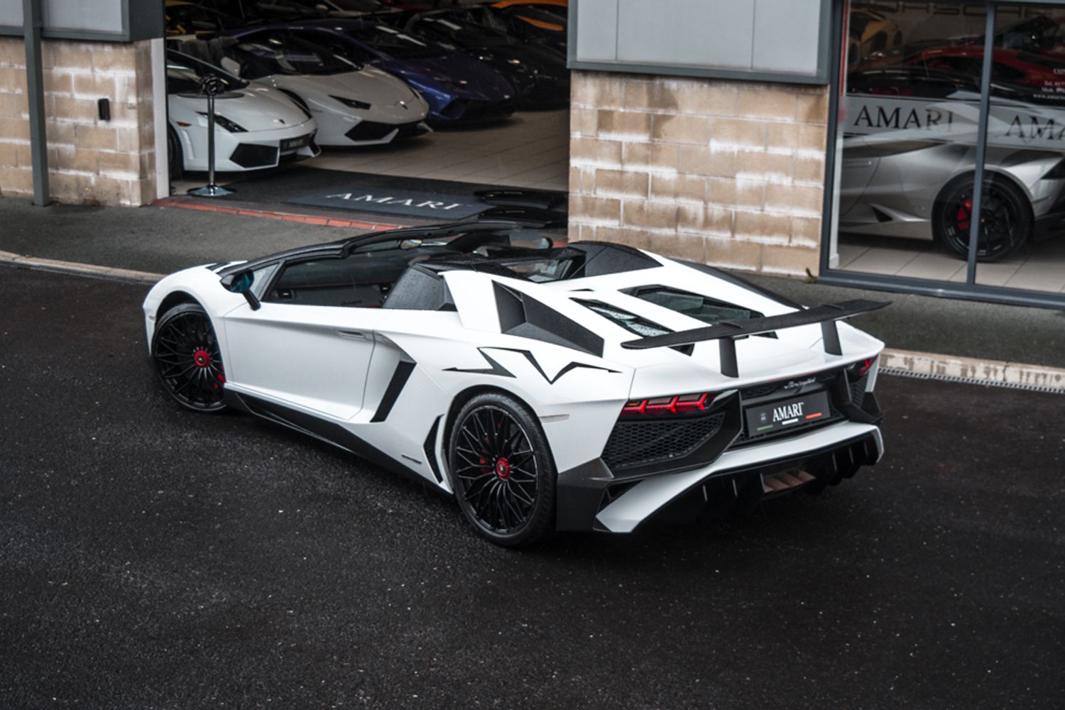 LAMBORGHINI AVENTADOR CONVERTIBLE 6.5 LP 750-4 SUPERVELOCE ROADSTER 2DR SEMI AUTOMATIC