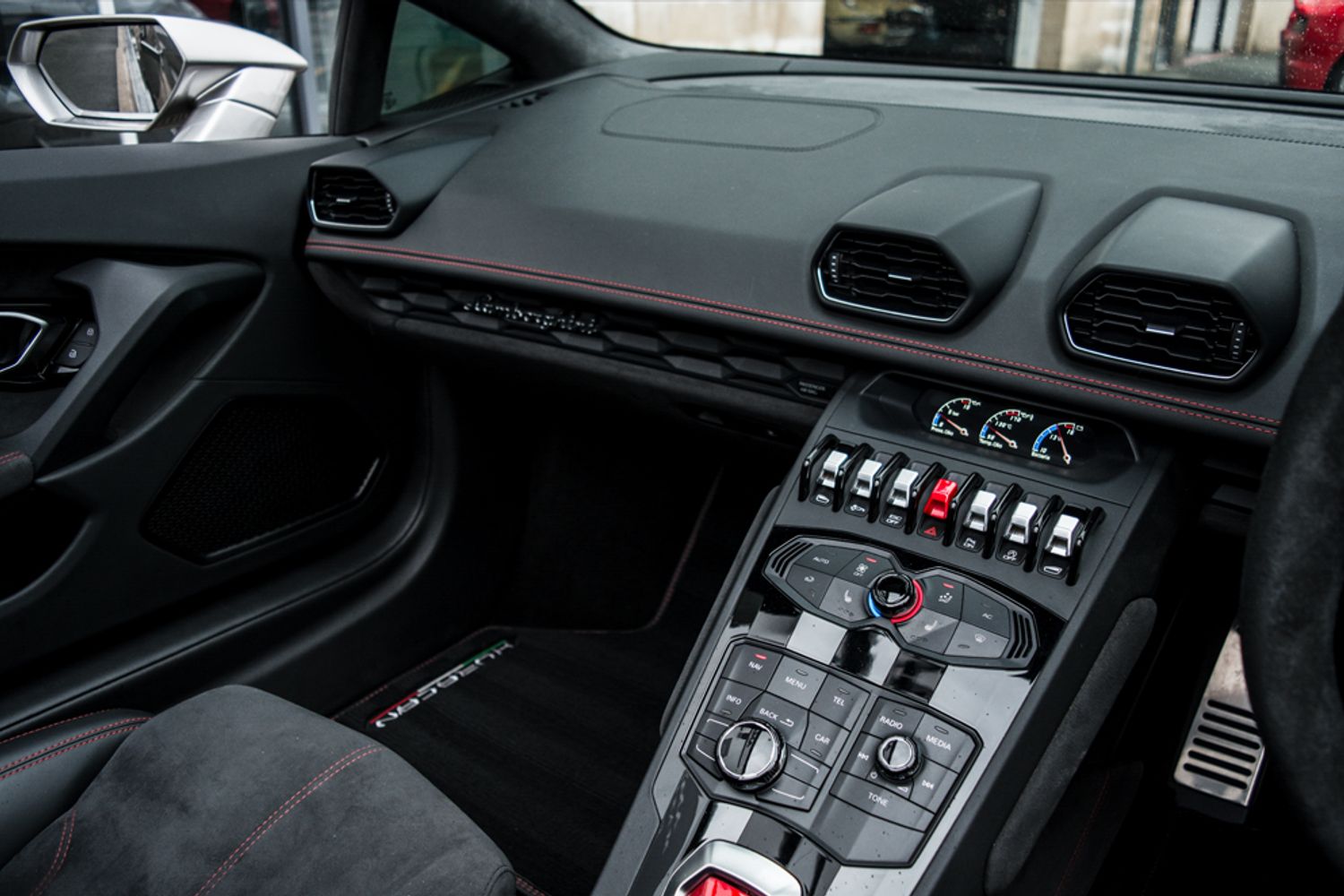 LAMBORGHINI HURACAN CONVERTIBLE 5.2 LP 610-4 SPYDER 2DR SEMI AUTOMATIC