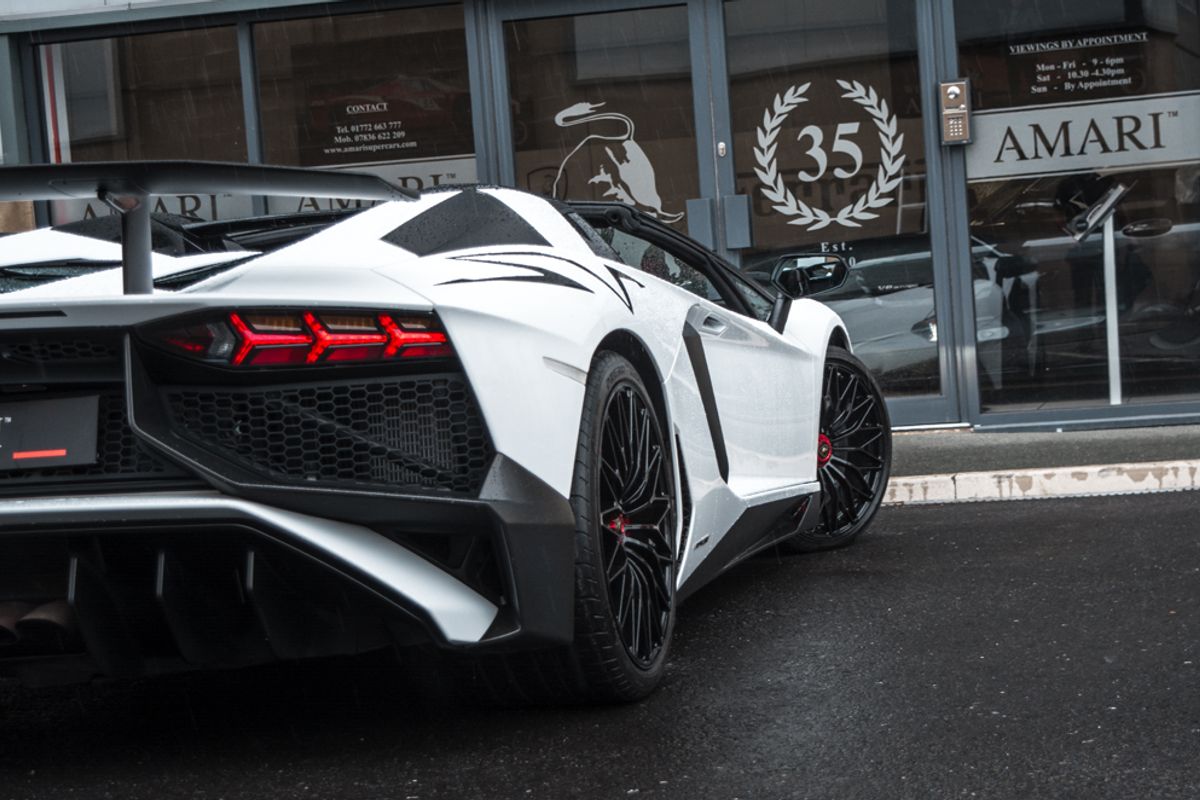 LAMBORGHINI AVENTADOR CONVERTIBLE 6.5 LP 750-4 SUPERVELOCE ROADSTER 2DR SEMI AUTOMATIC