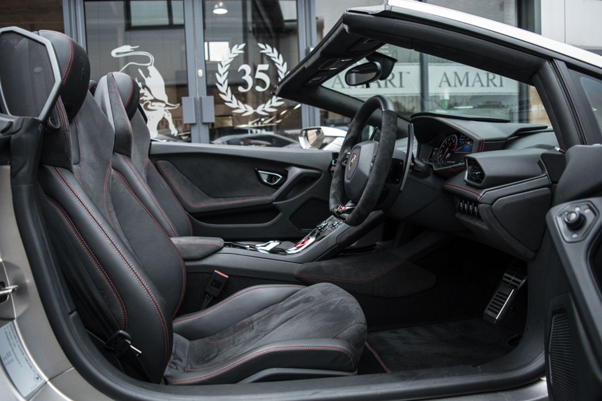 LAMBORGHINI HURACAN CONVERTIBLE 5.2 LP 610-4 SPYDER 2DR SEMI AUTOMATIC