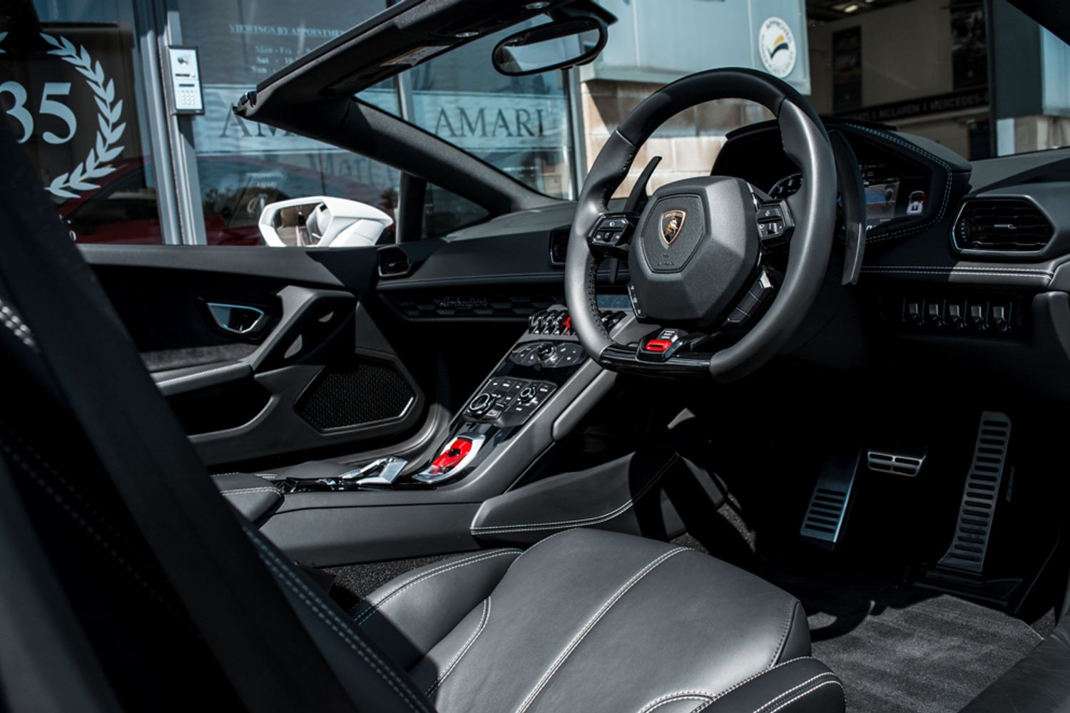 LAMBORGHINI HURACAN CONVERTIBLE 5.2 LP 610-4 SPYDER 2DR SEMI AUTOMATIC