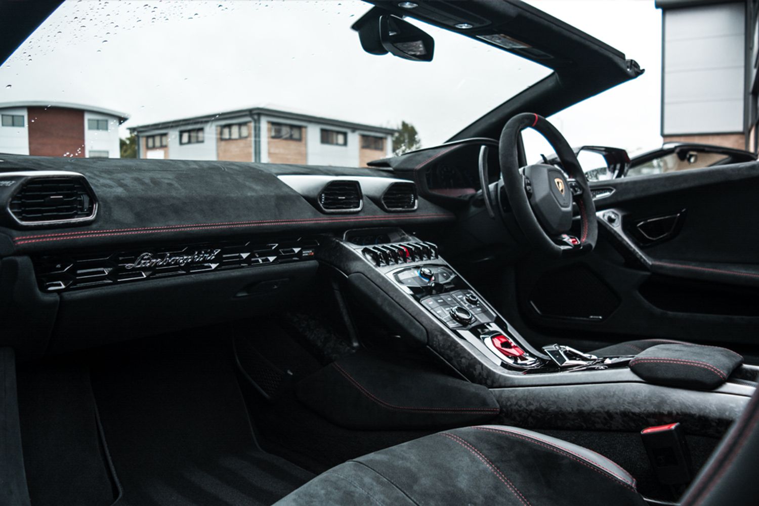 LAMBORGHINI HURACAN CONVERTIBLE 5.2 LP 640-4 PERFORMANTE SPYDER 2DR SEMI AUTOMATIC