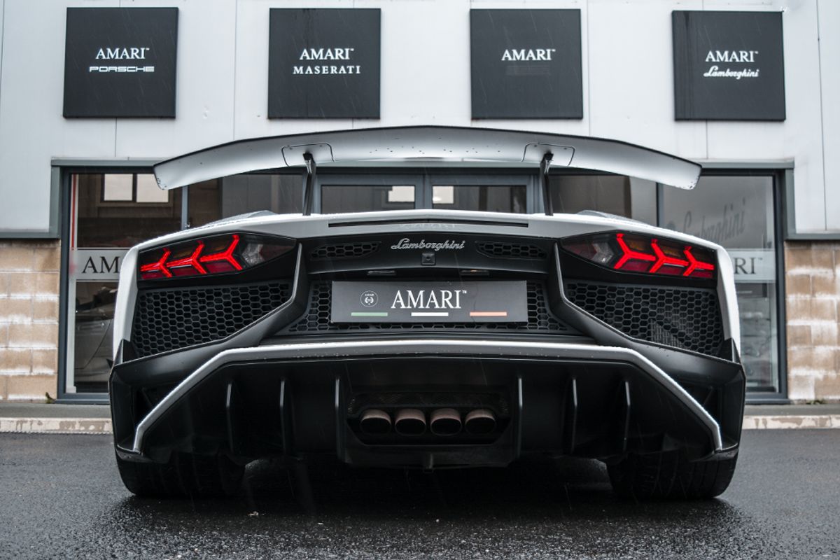 LAMBORGHINI AVENTADOR CONVERTIBLE 6.5 LP 750-4 SUPERVELOCE ROADSTER 2DR SEMI AUTOMATIC
