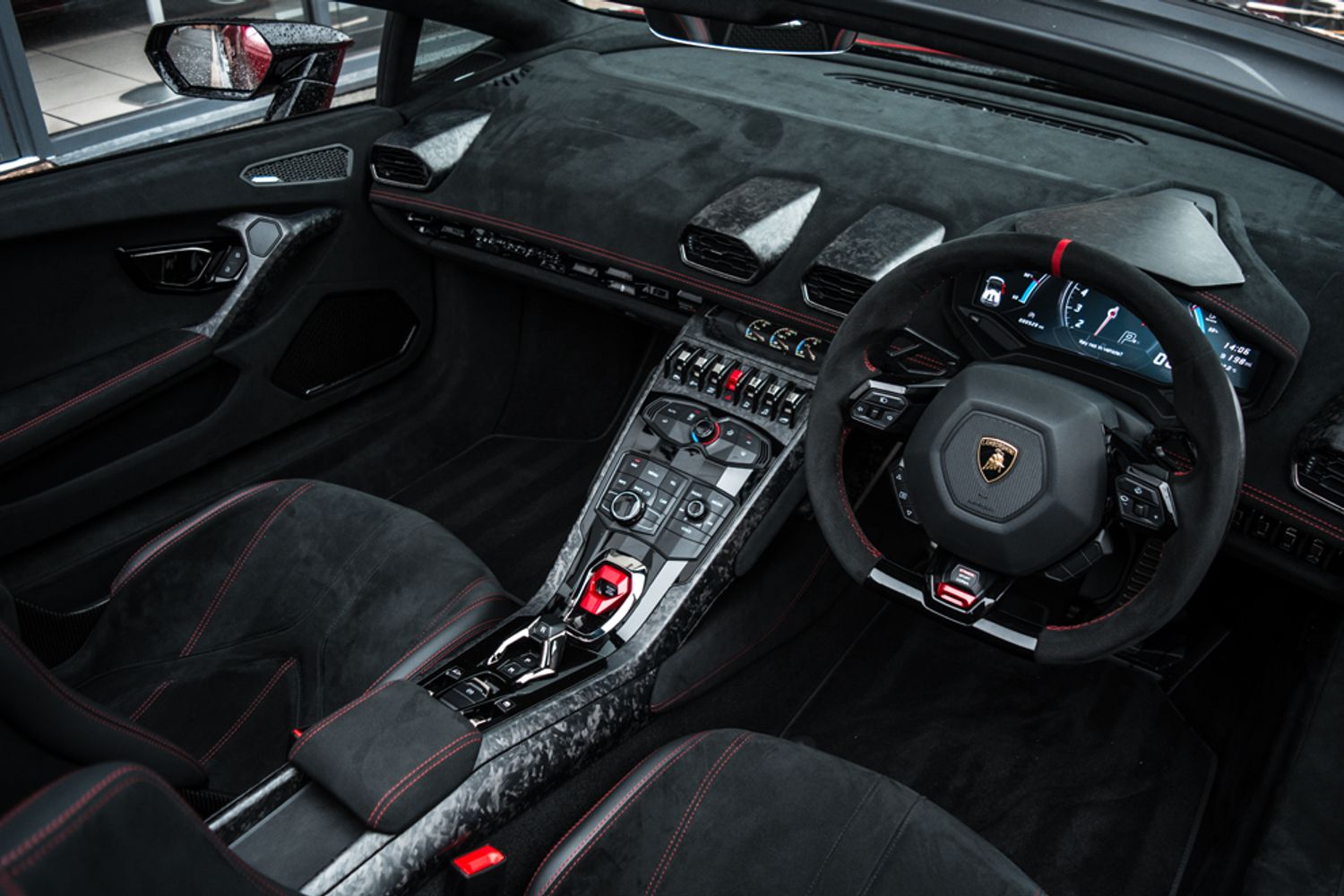 LAMBORGHINI HURACAN CONVERTIBLE 5.2 LP 640-4 PERFORMANTE SPYDER 2DR SEMI AUTOMATIC
