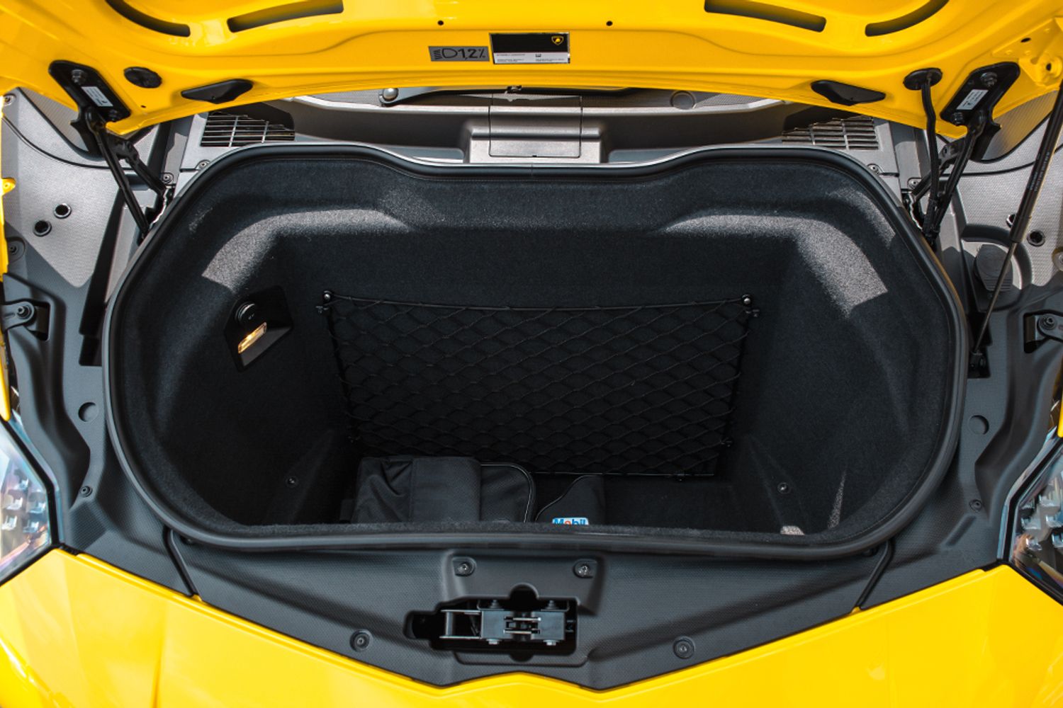 LAMBORGHINI AVENTADOR COUPE 6.5 LP 750-4 SUPERVELOCE 2DR SEMI AUTOMATIC