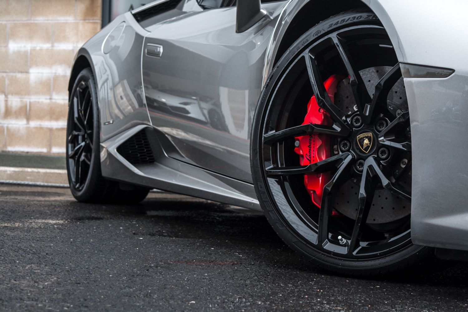 LAMBORGHINI HURACAN CONVERTIBLE 5.2 LP 610-4 SPYDER 2DR SEMI AUTOMATIC