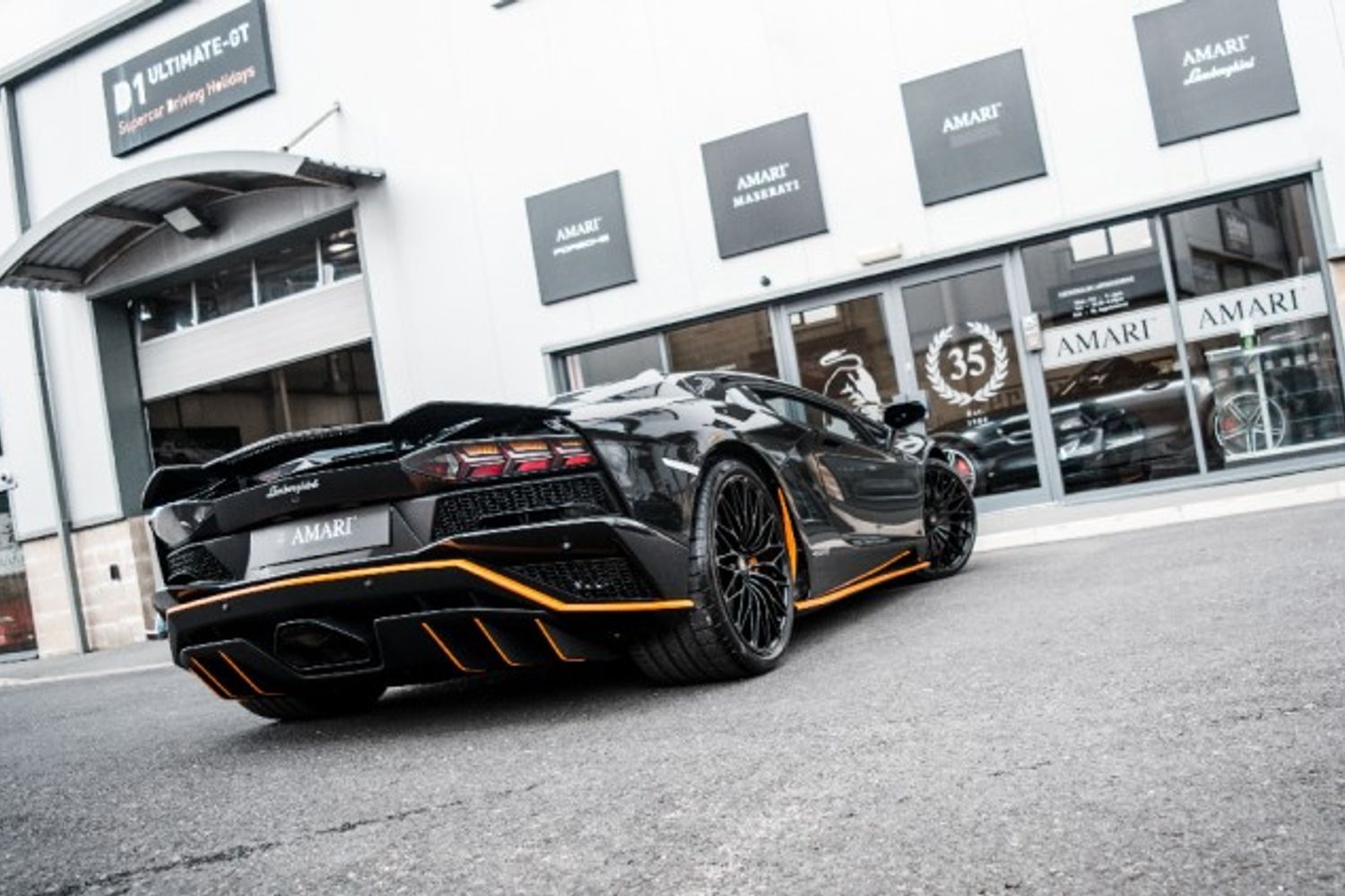 LAMBORGHINI AVENTADOR COUPE 6.5 LP 740-4 S 2DR SEMI AUTOMATIC