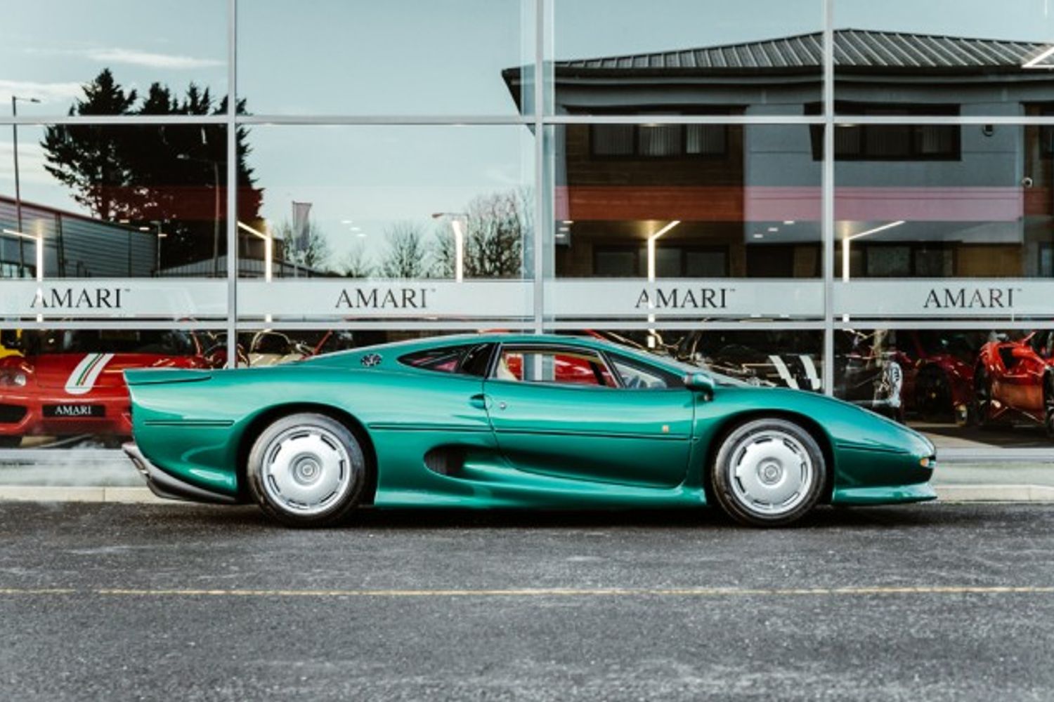 JAGUAR XJ220 COUPE 3.5 2DR