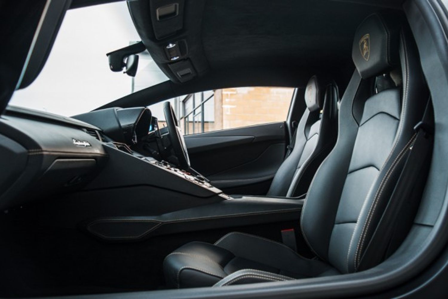 LAMBORGHINI AVENTADOR COUPE 6.5 V12 2DR SEMI AUTOMATIC