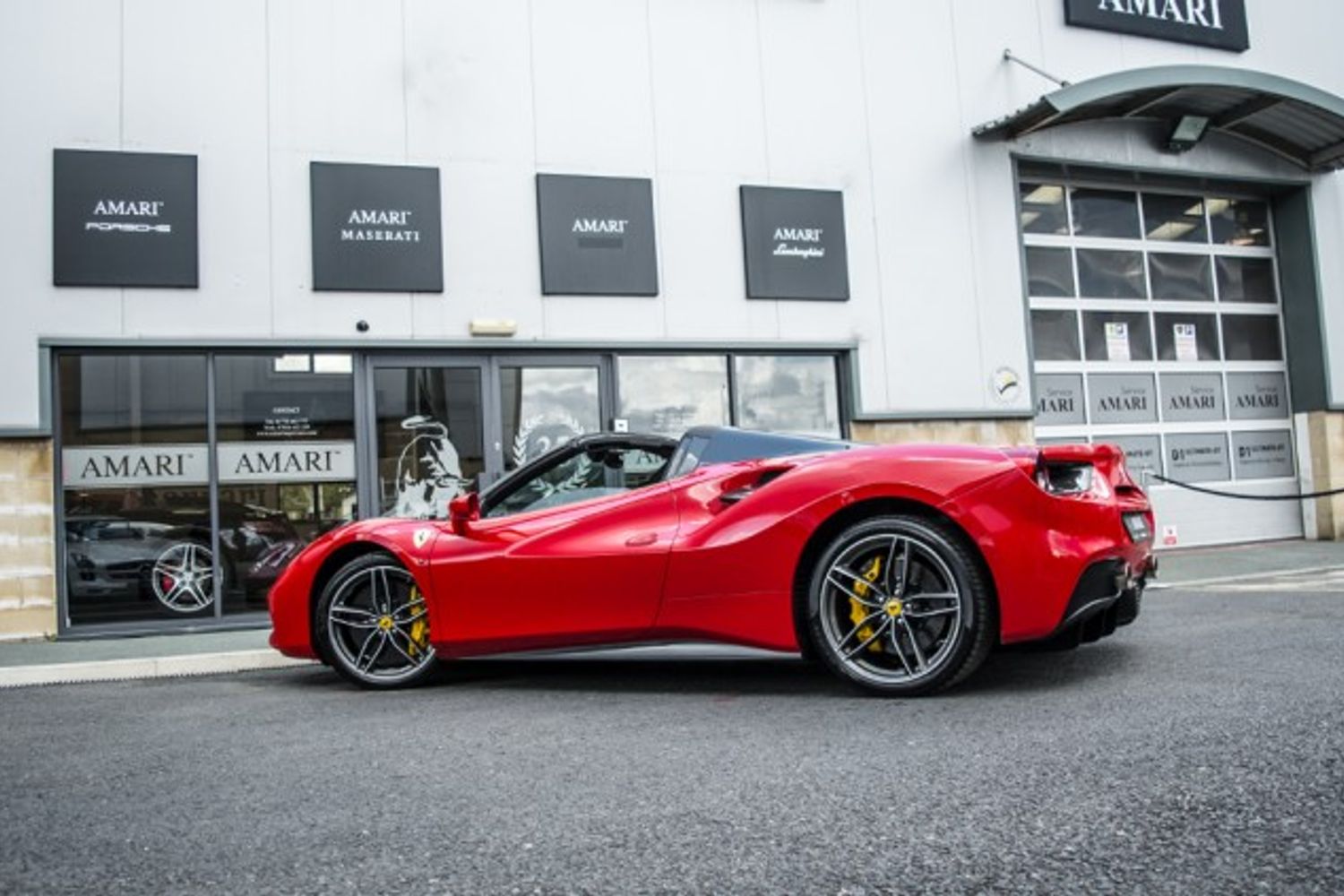 FERRARI 488 CONVERTIBLE 3.9 SPIDER 2DR SEMI AUTOMATIC