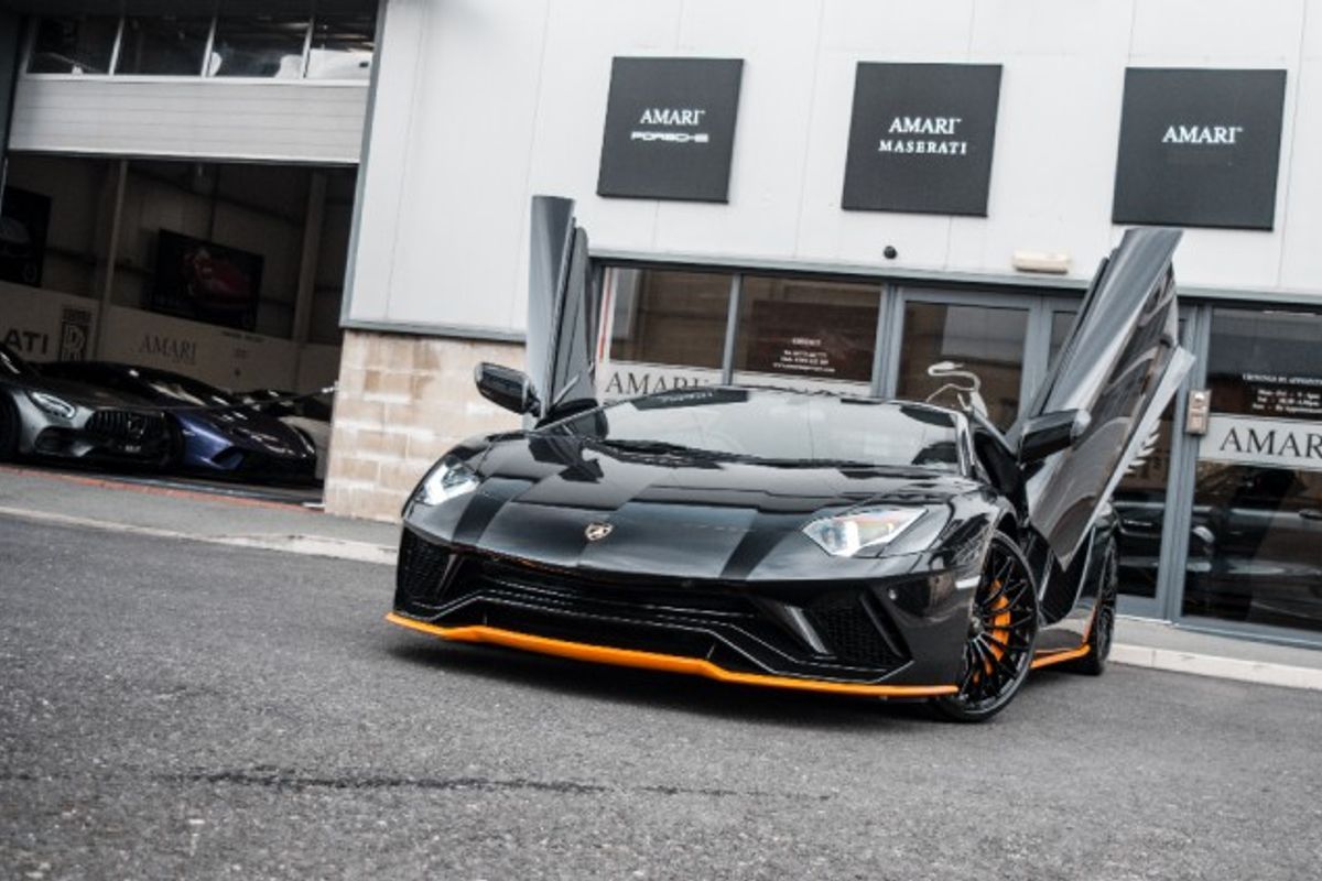 LAMBORGHINI AVENTADOR COUPE 6.5 LP 740-4 S 2DR SEMI AUTOMATIC