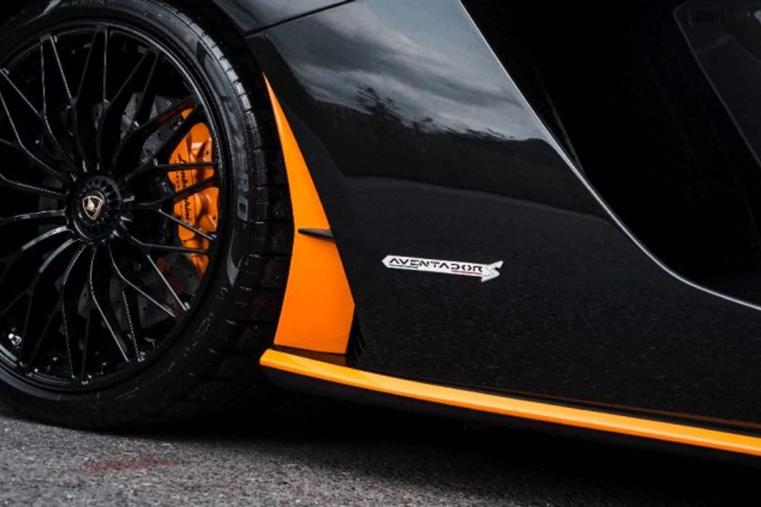 LAMBORGHINI AVENTADOR COUPE 6.5 LP 740-4 S 2DR SEMI AUTOMATIC