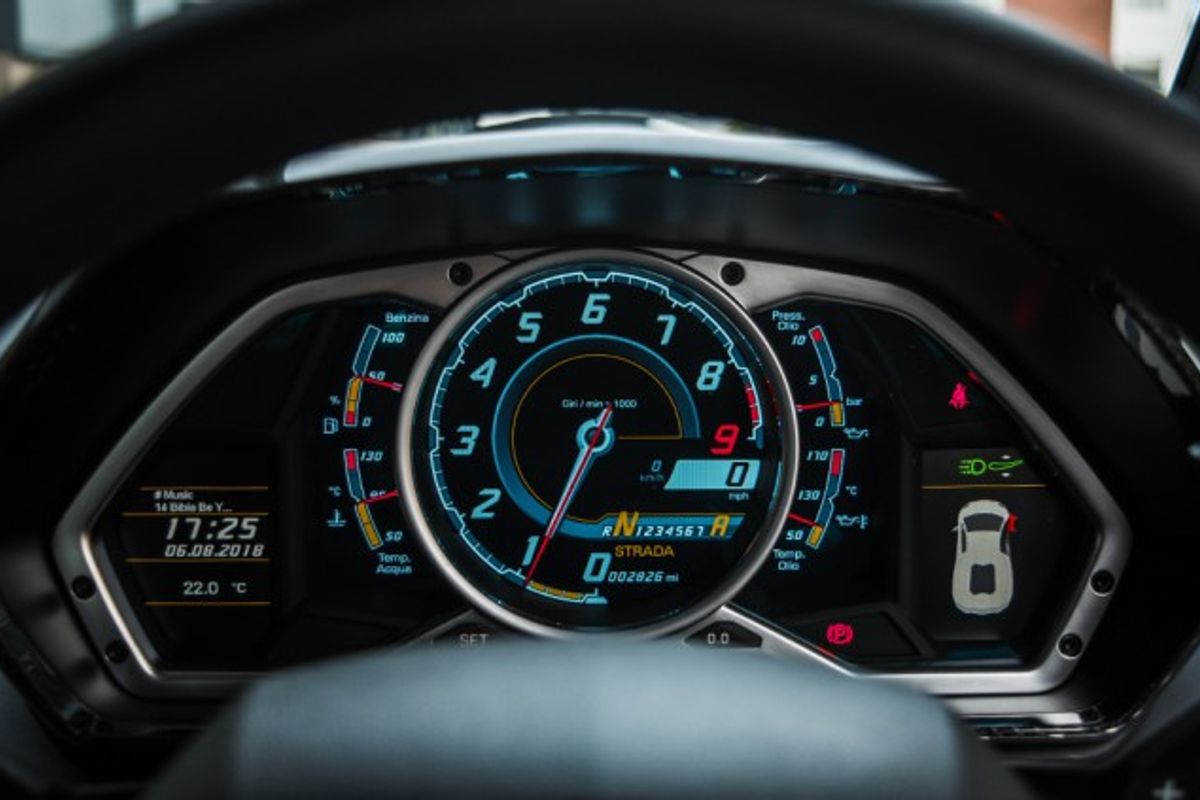 LAMBORGHINI AVENTADOR COUPE 6.5 V12 2DR SEMI AUTOMATIC