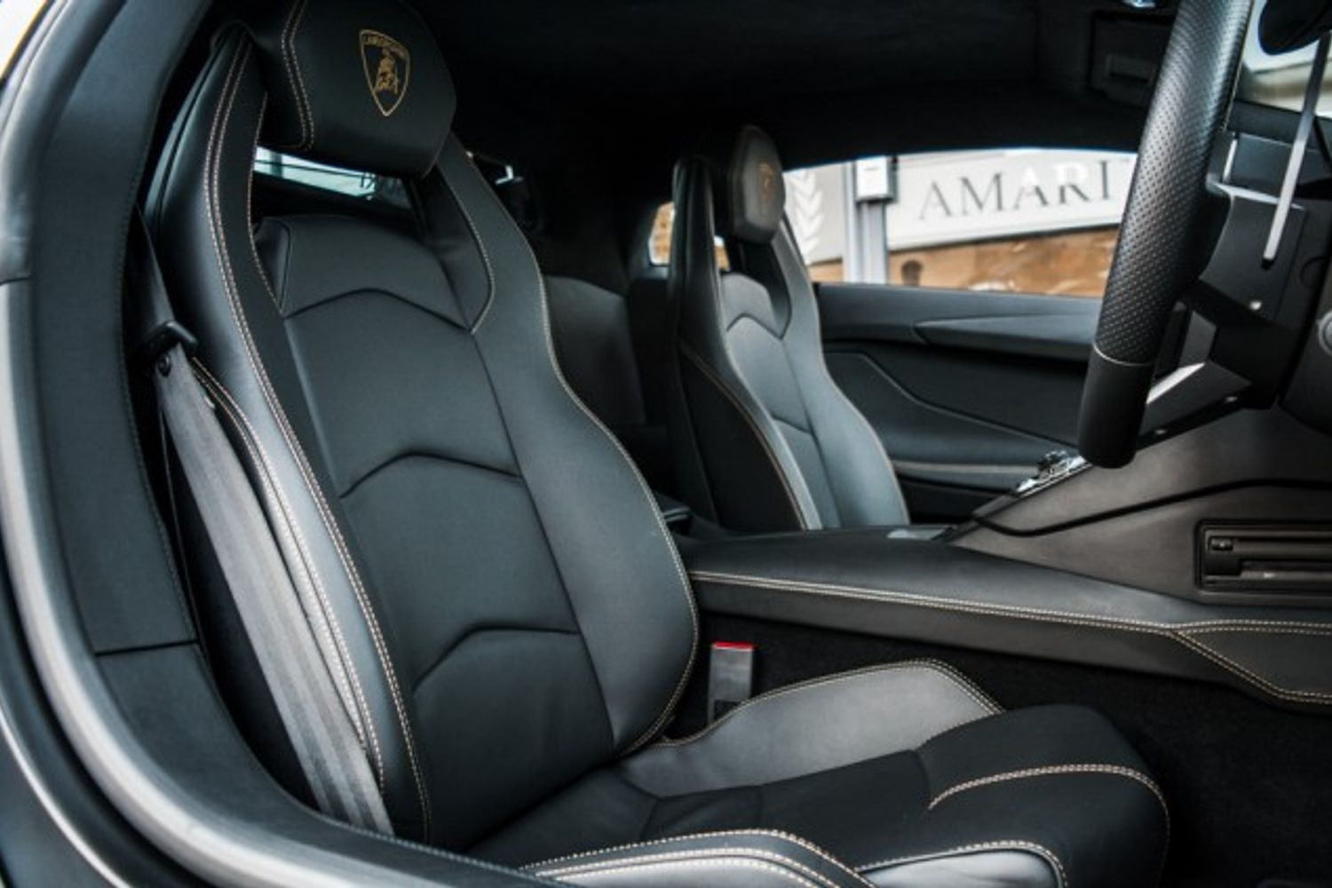 LAMBORGHINI AVENTADOR COUPE 6.5 V12 2DR SEMI AUTOMATIC