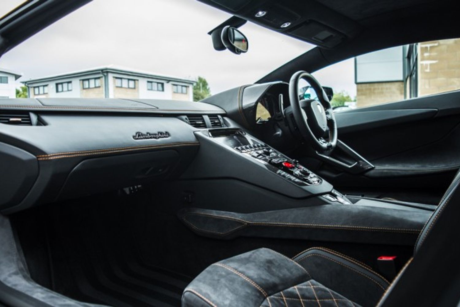 LAMBORGHINI AVENTADOR COUPE 6.5 LP 740-4 S 2DR SEMI AUTOMATIC
