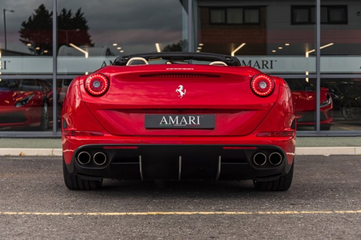 FERRARI CALIFORNIA CONVERTIBLE 3.9 DD 2DR SEMI AUTOMATIC