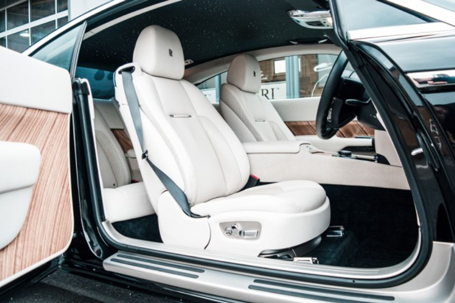 ROLLS-ROYCE WRAITH COUPE 6.6 V12 2DR AUTOMATIC