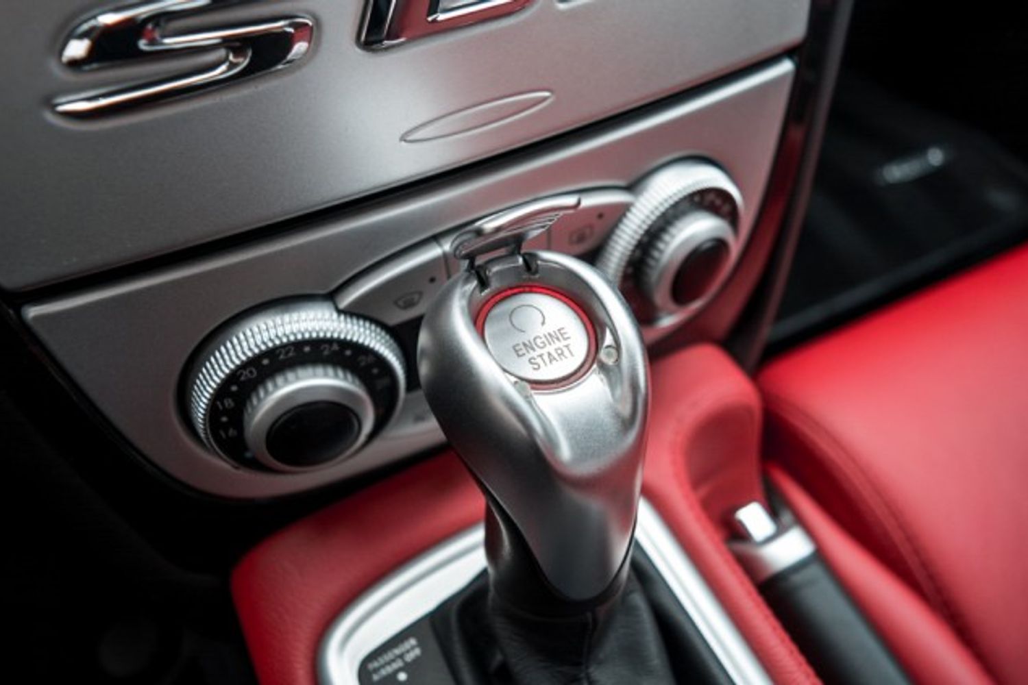 MERCEDES-BENZ SLR COUPE 5.4 MCLAREN 230 KOMPRESSOR 2DR AUTOMATIC