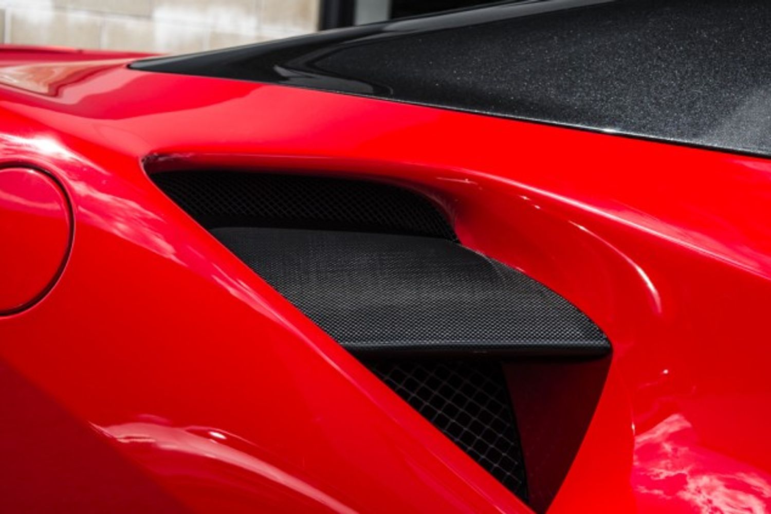 FERRARI 488 CONVERTIBLE 3.9 SPIDER 2DR SEMI AUTOMATIC