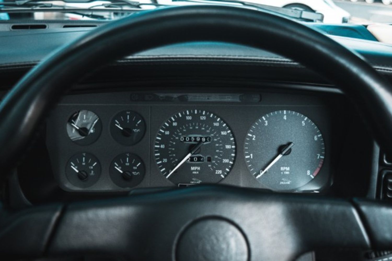 JAGUAR XJ220 COUPE 3.5 2DR