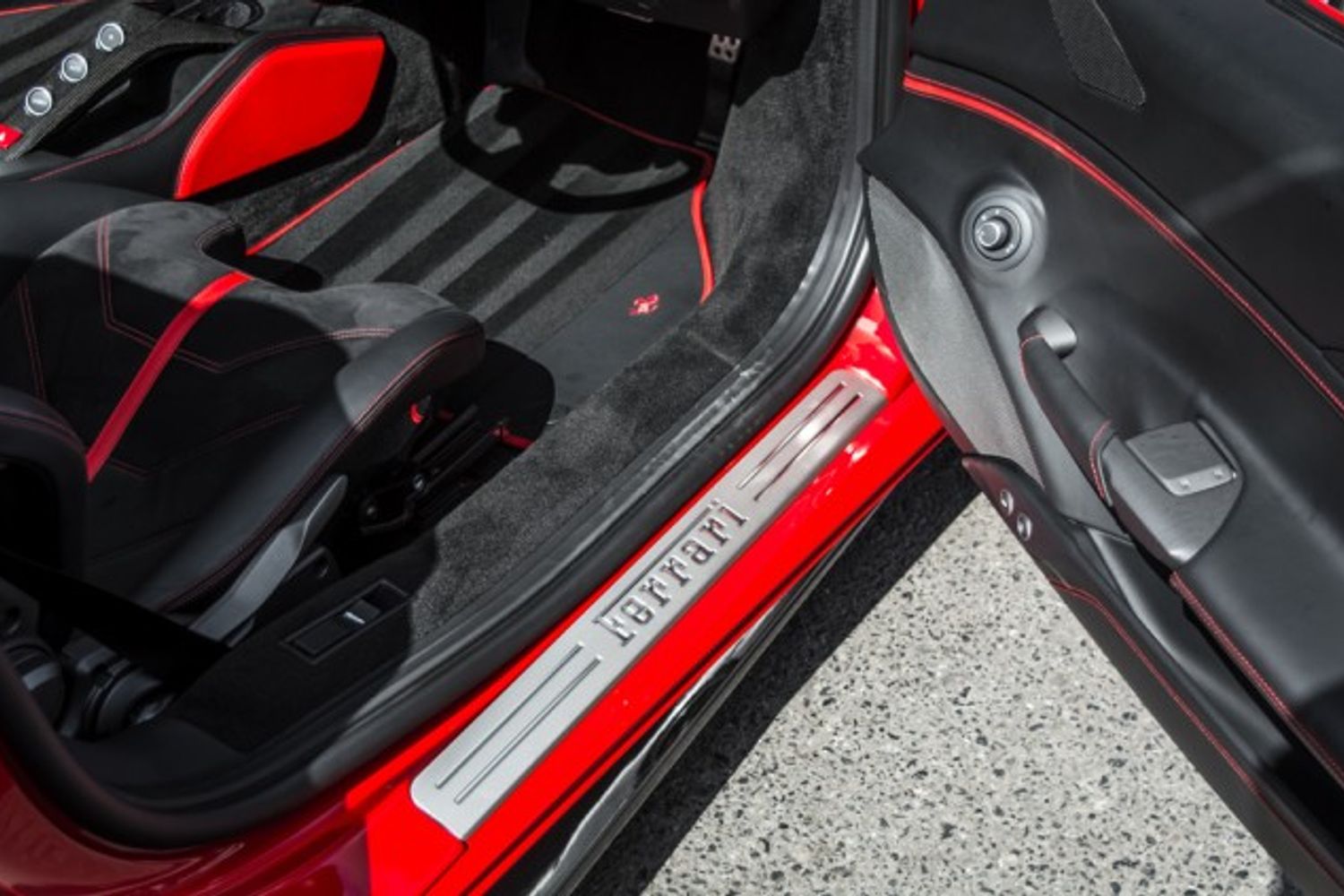 FERRARI 488 CONVERTIBLE 3.9 SPIDER 2DR SEMI AUTOMATIC