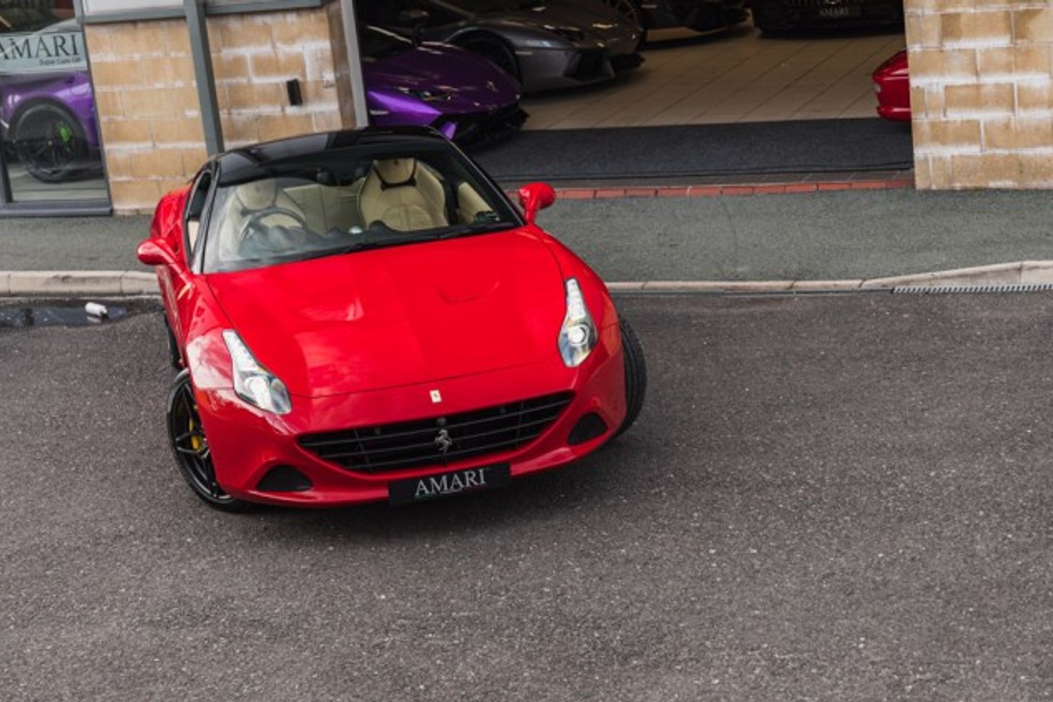 FERRARI CALIFORNIA CONVERTIBLE 3.9 DD 2DR SEMI AUTOMATIC