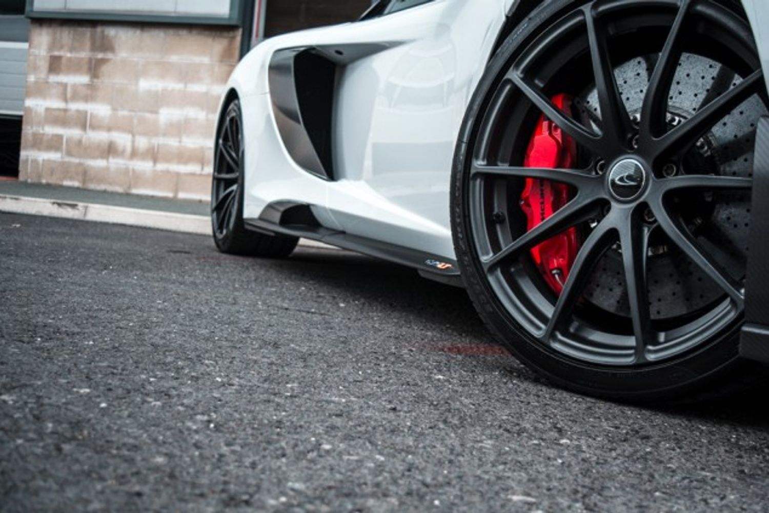 MCLAREN 675LT COUPE 3.8 V8 SSG 2DR SEMI AUTOMATIC