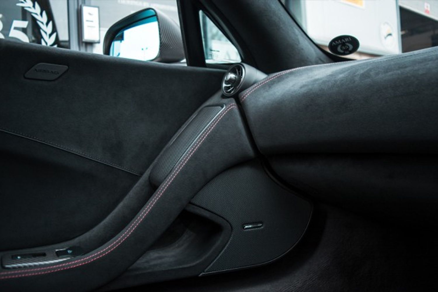 MCLAREN 675LT COUPE 3.8 V8 SSG 2DR SEMI AUTOMATIC