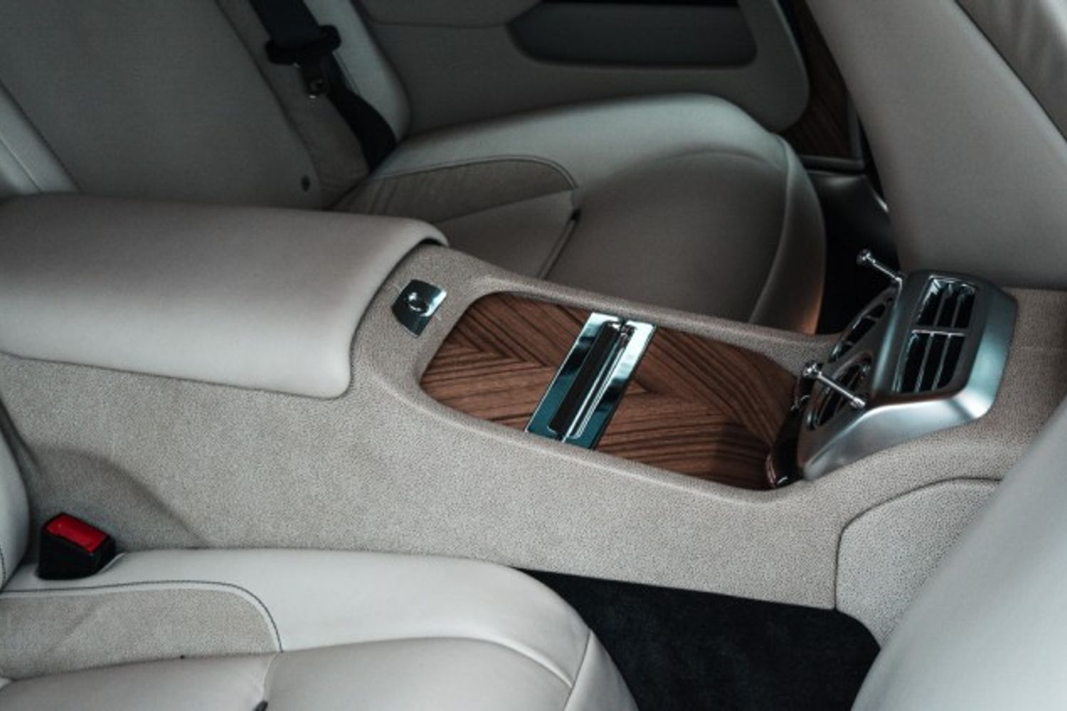 ROLLS-ROYCE WRAITH COUPE 6.6 V12 2DR AUTOMATIC