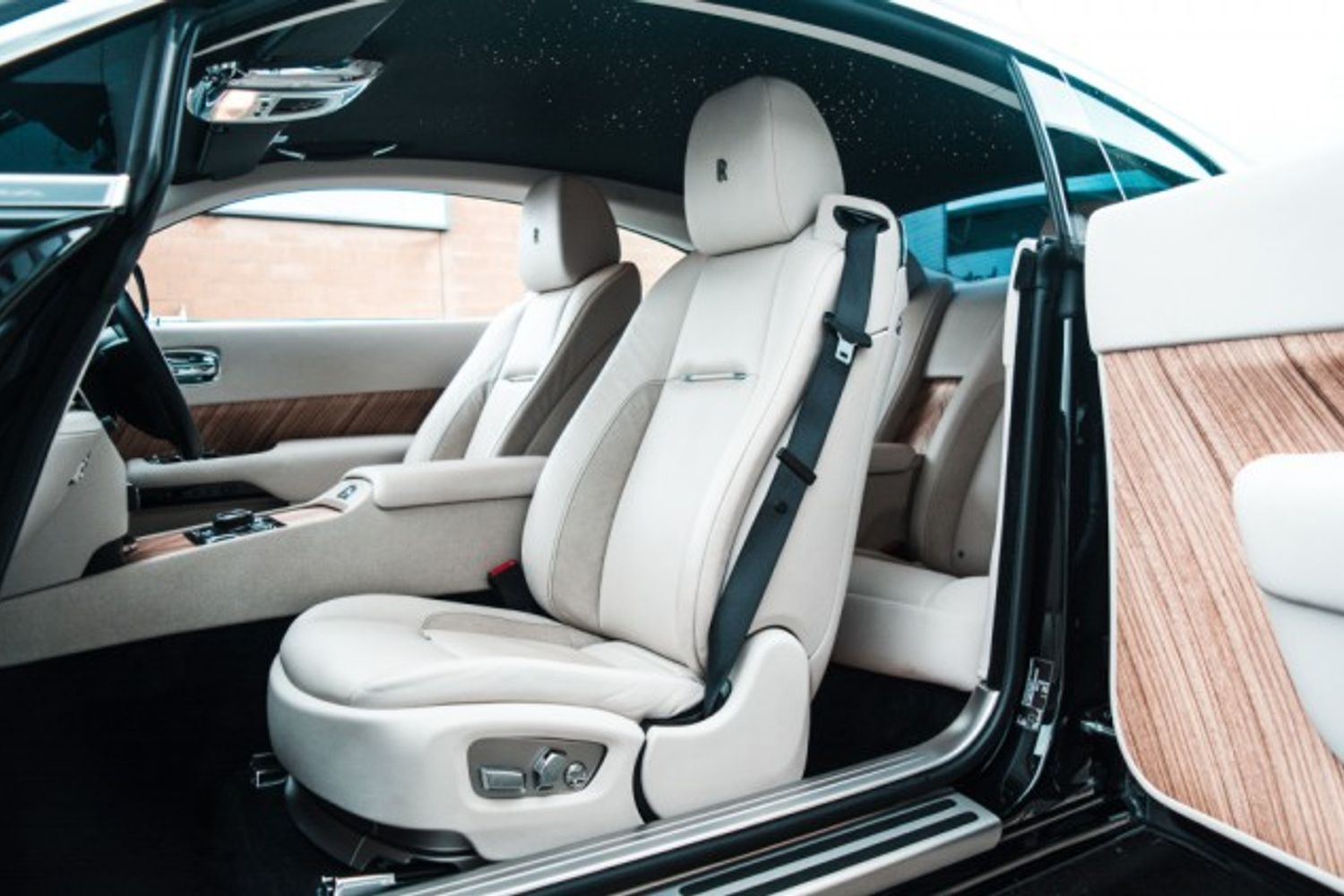 ROLLS-ROYCE WRAITH COUPE 6.6 V12 2DR AUTOMATIC