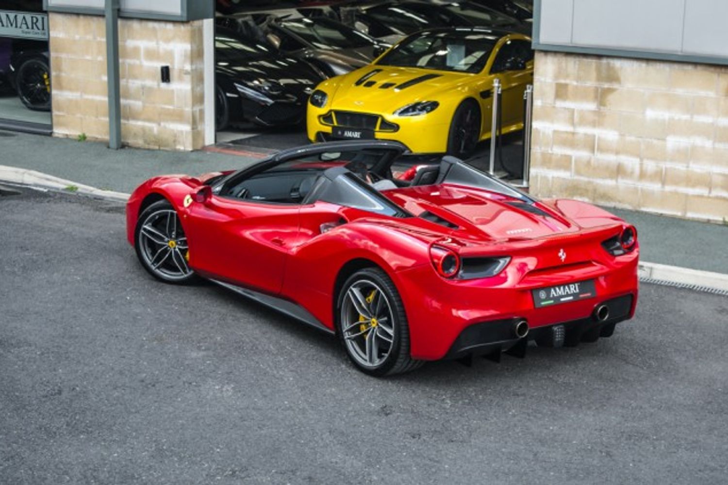 FERRARI 488 CONVERTIBLE 3.9 SPIDER 2DR SEMI AUTOMATIC