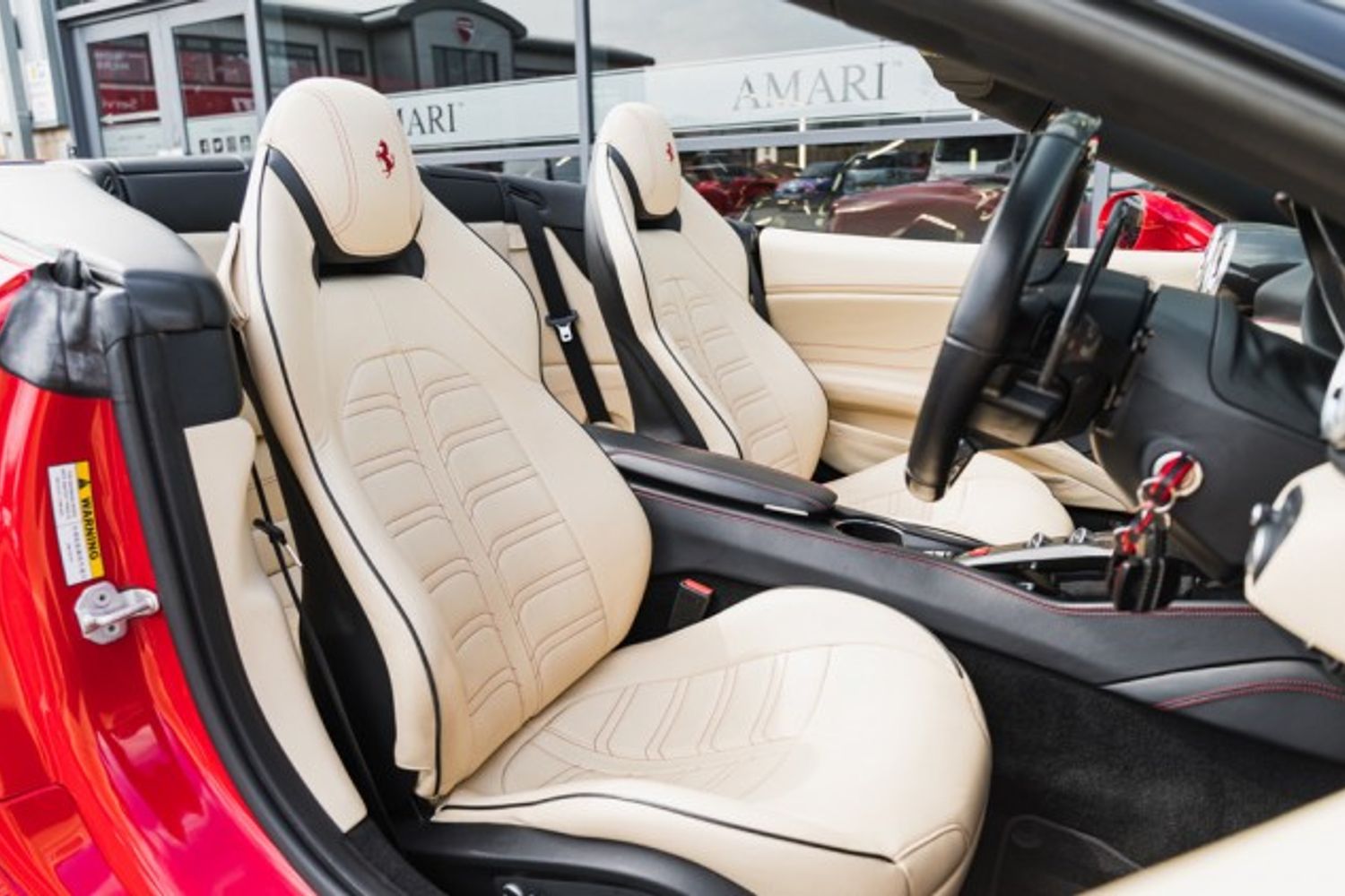 FERRARI CALIFORNIA CONVERTIBLE 3.9 DD 2DR SEMI AUTOMATIC