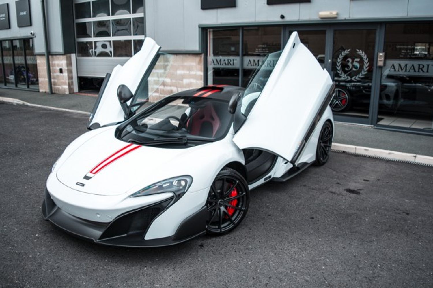 MCLAREN 675LT COUPE 3.8 V8 SSG 2DR SEMI AUTOMATIC