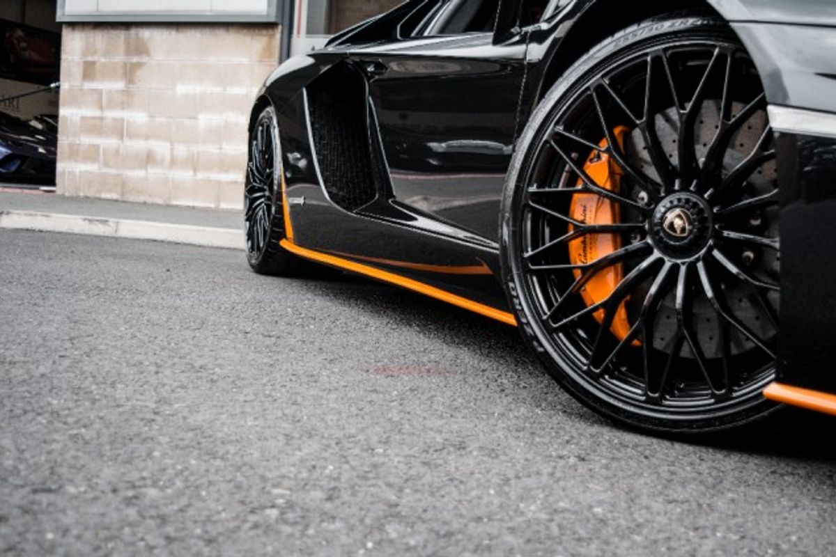 LAMBORGHINI AVENTADOR COUPE 6.5 LP 740-4 S 2DR SEMI AUTOMATIC