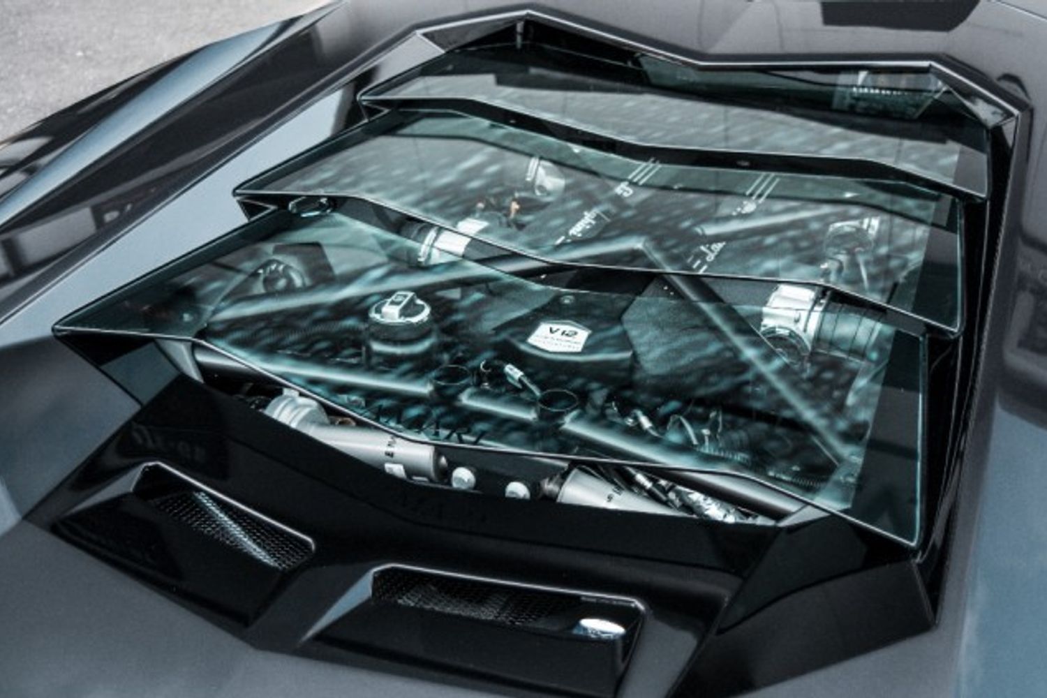 LAMBORGHINI AVENTADOR COUPE 6.5 LP 740-4 S 2DR SEMI AUTOMATIC