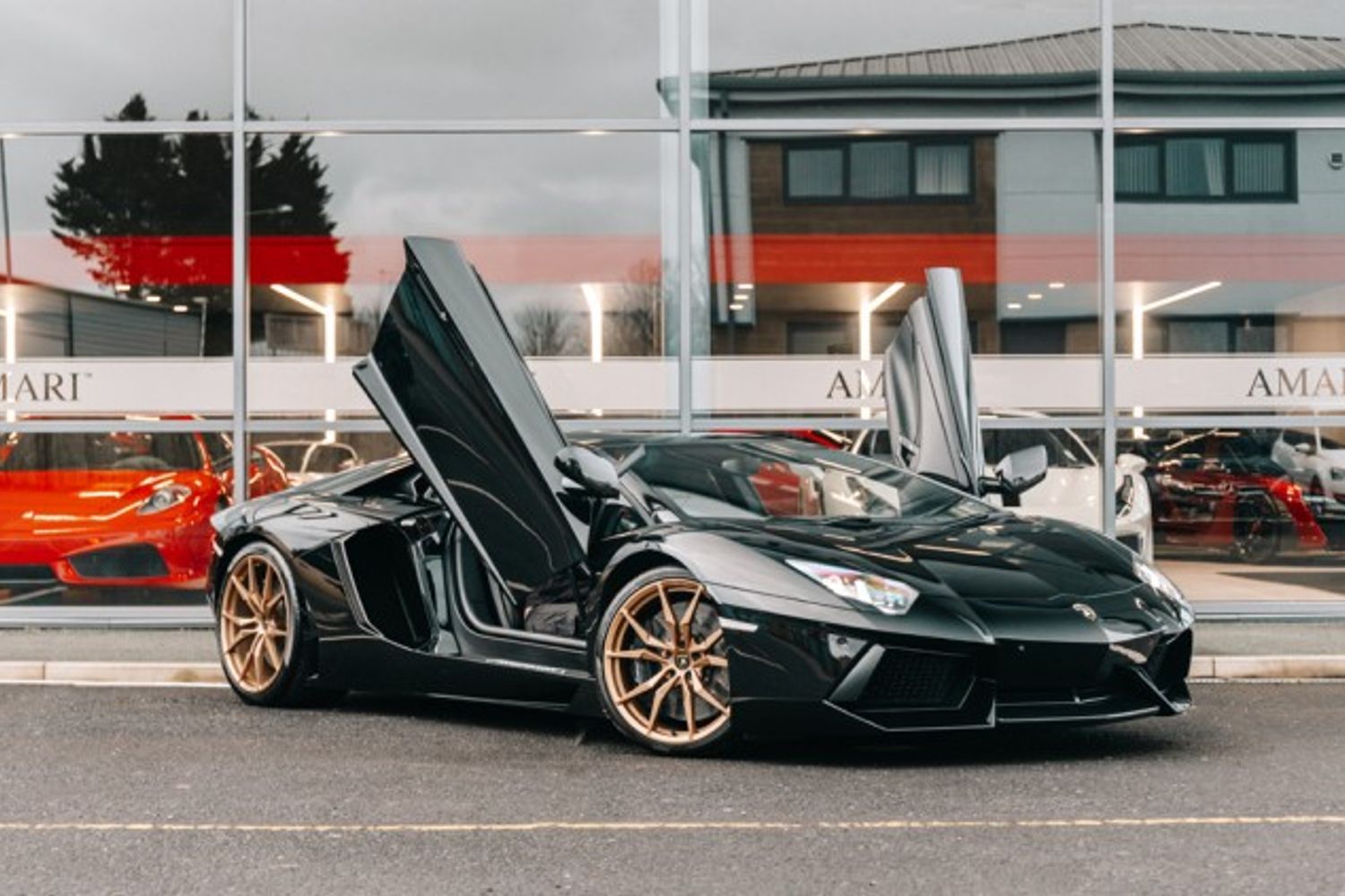 LAMBORGHINI AVENTADOR COUPE 6.5 V12 2DR SEMI AUTOMATIC