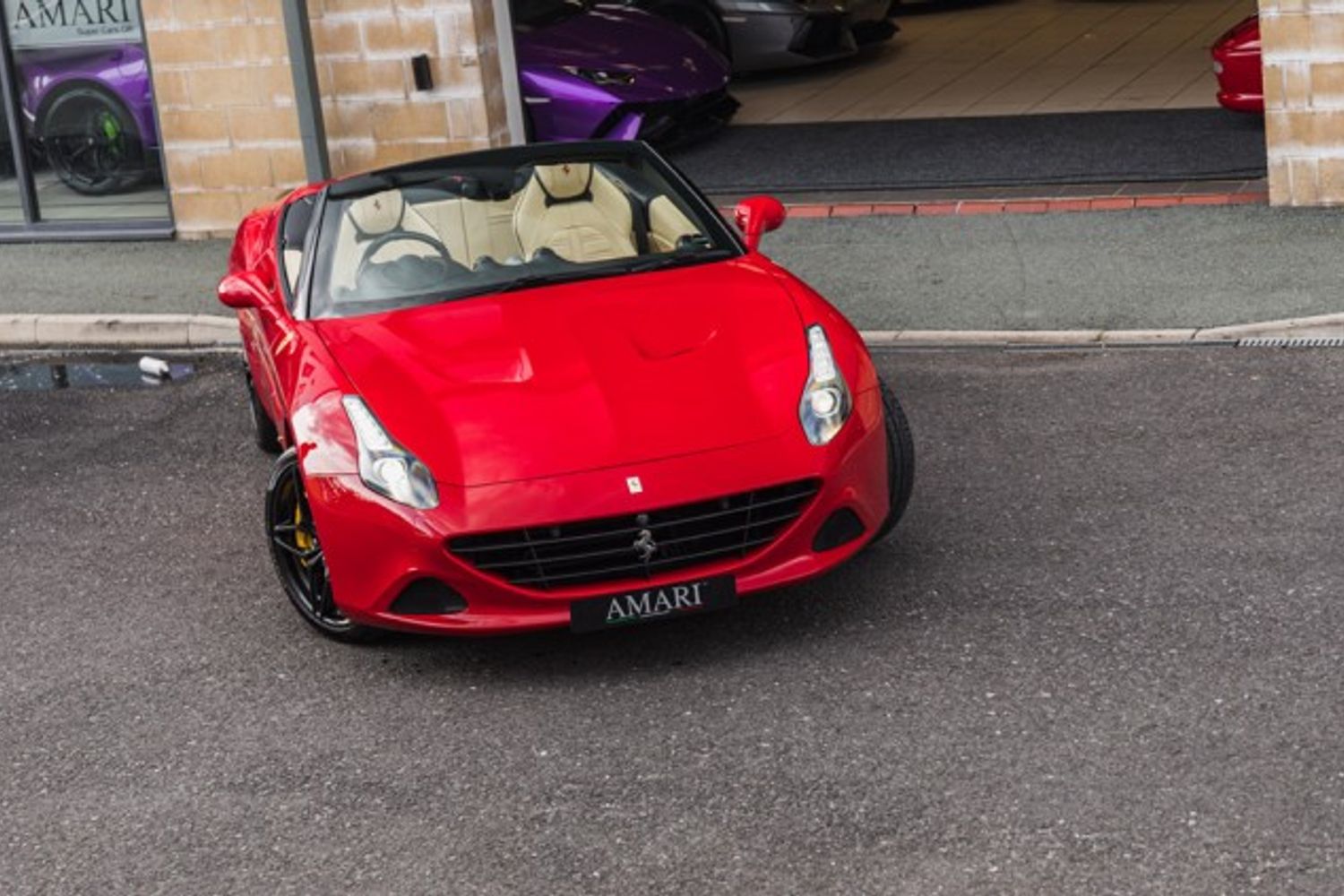 FERRARI CALIFORNIA CONVERTIBLE 3.9 DD 2DR SEMI AUTOMATIC