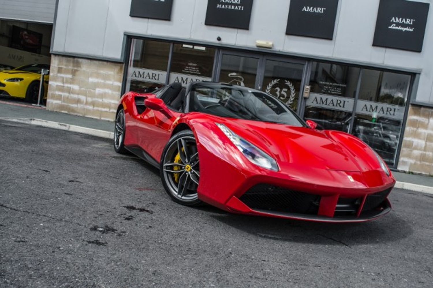 FERRARI 488 CONVERTIBLE 3.9 SPIDER 2DR SEMI AUTOMATIC