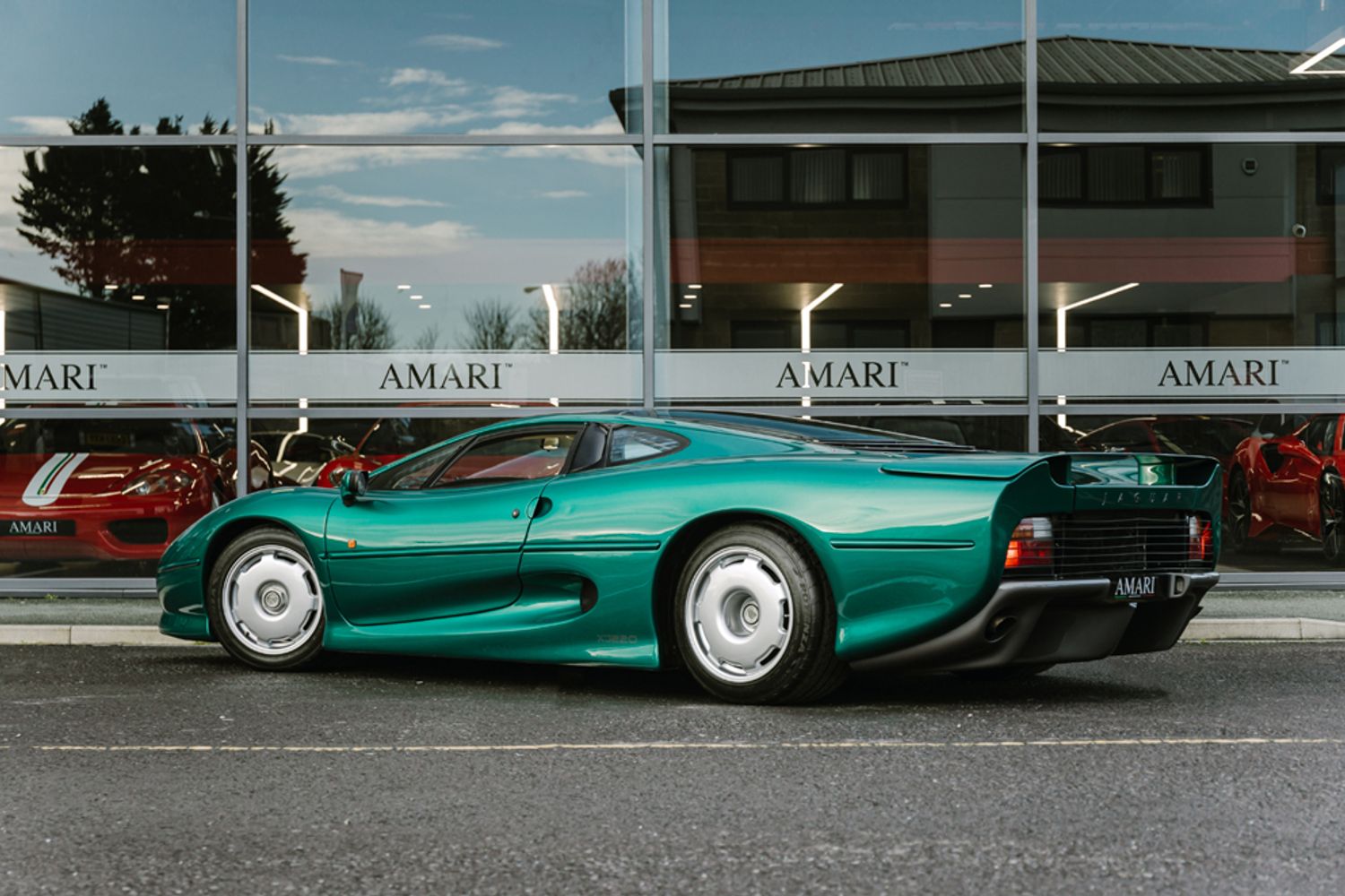 JAGUAR XJ220 COUPE 3.5 2DR