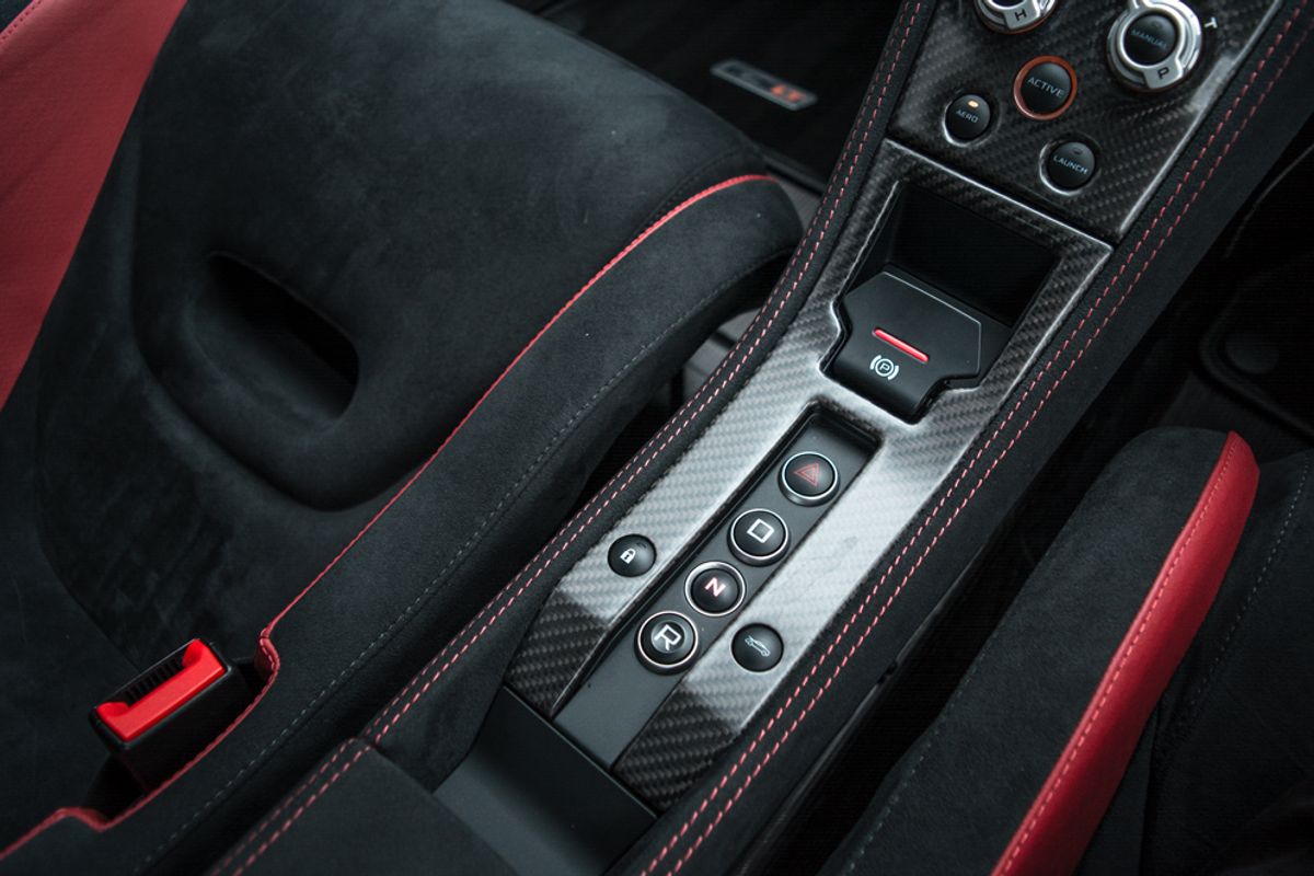 MCLAREN 675LT COUPE 3.8 V8 SSG 2DR SEMI AUTOMATIC