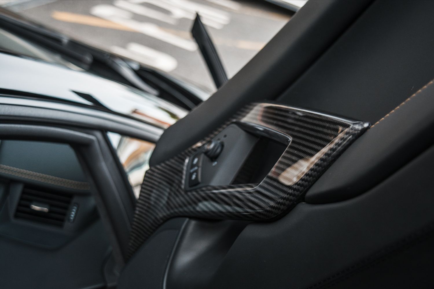 LAMBORGHINI AVENTADOR COUPE 6.5 V12 2DR SEMI AUTOMATIC
