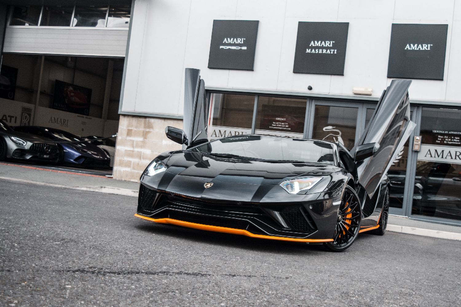 LAMBORGHINI AVENTADOR COUPE 6.5 LP 740-4 S 2DR SEMI AUTOMATIC