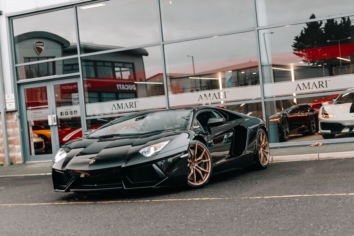 LAMBORGHINI AVENTADOR COUPE 6.5 V12 2DR SEMI AUTOMATIC