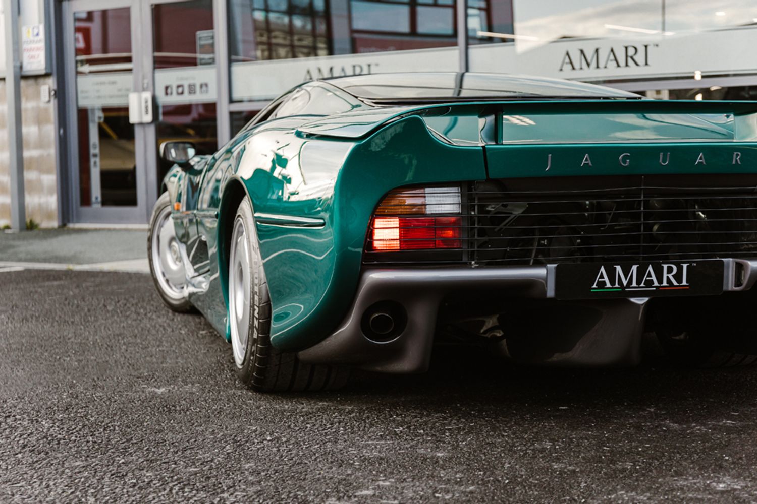 JAGUAR XJ220 COUPE 3.5 2DR