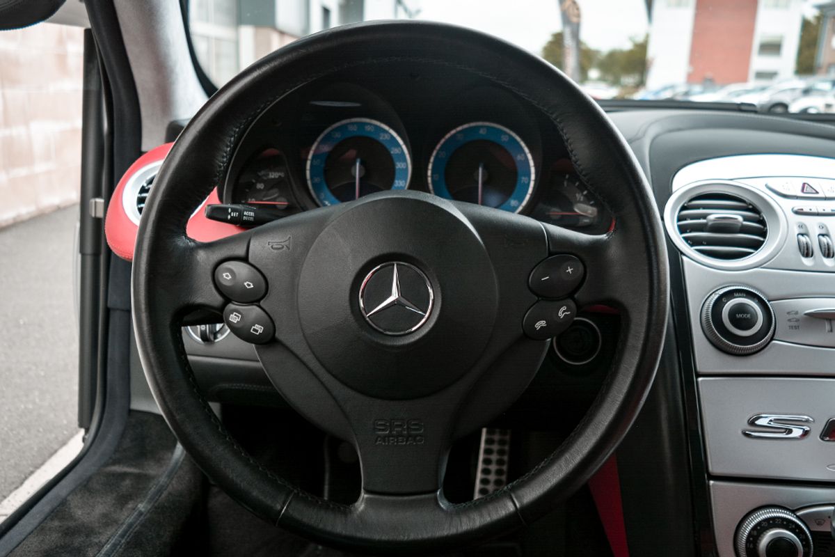 MERCEDES-BENZ SLR COUPE 5.4 MCLAREN 230 KOMPRESSOR 2DR AUTOMATIC