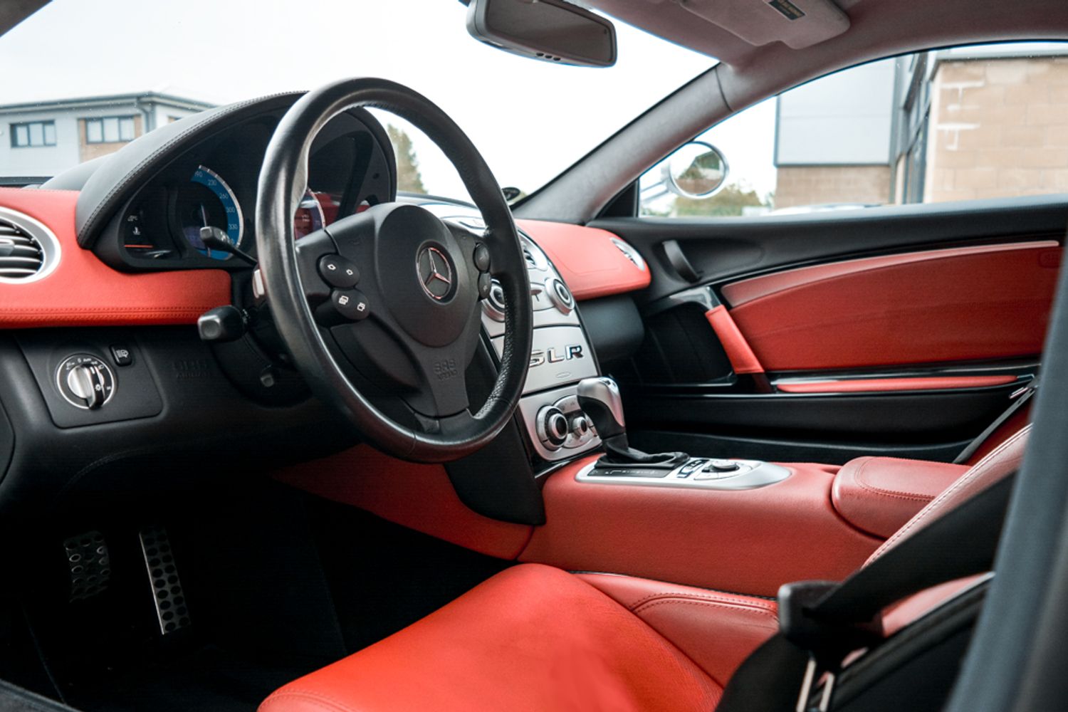 MERCEDES-BENZ SLR COUPE 5.4 MCLAREN 230 KOMPRESSOR 2DR AUTOMATIC